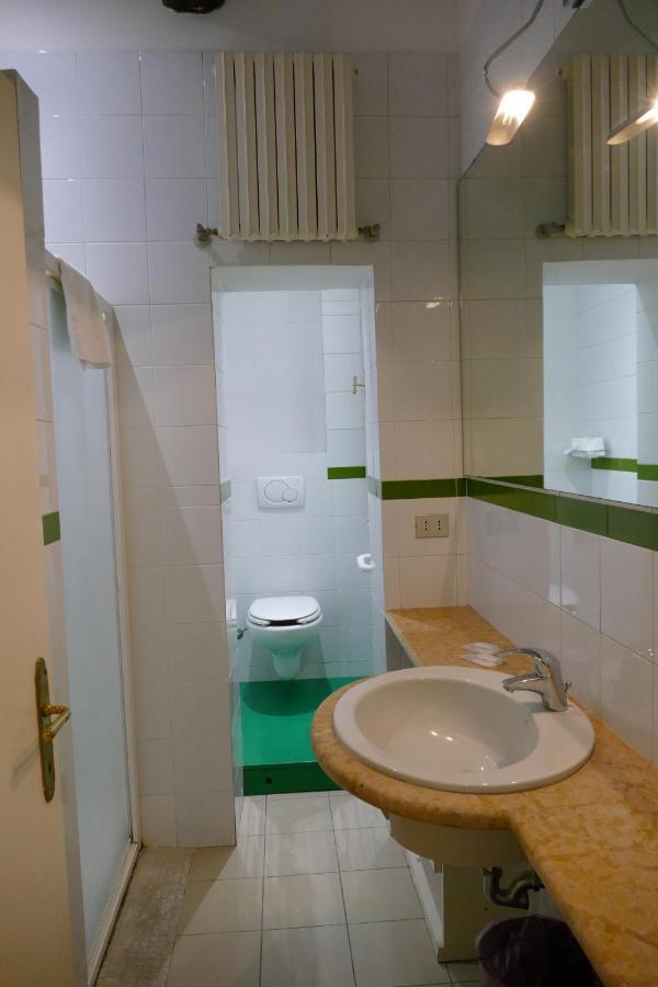 Residenza Santo Stefano 144 Appartement Bologna Buitenkant foto